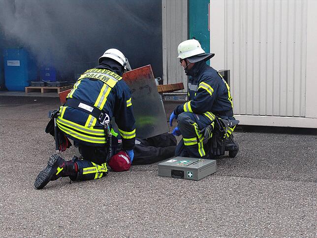 Bild 11: Feuer, Verletzte und Vermisste: Die besten Bilder von der Hauptübung der Salemer Feuerwehr