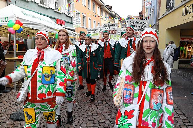 Bild 19: Das Narrengericht in Tiengen kennt keine Gnade! Das sind die Bilder
