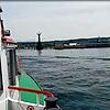 Der Wasserbus auf dem Weg in Richtung Hafen.