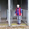 Monika Ciulla vom Tierschutzverein Waldshut-Tiengen zeigt die leeren Hundeboxen im Tierheim Steinatal. Momentan werden nur Katzen und ...