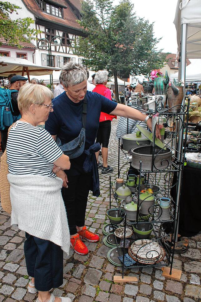 Bild 22: Töpfermarkt begeistert trotz kühler Witterung am Sonntag