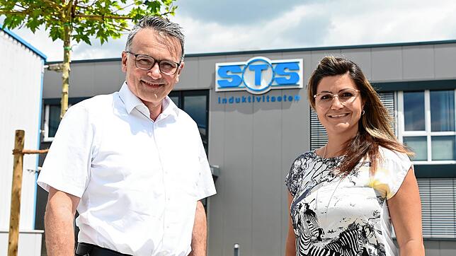 STS-Geschäftsführer Christof Gulden und seine Assistentin Anita Steidle.