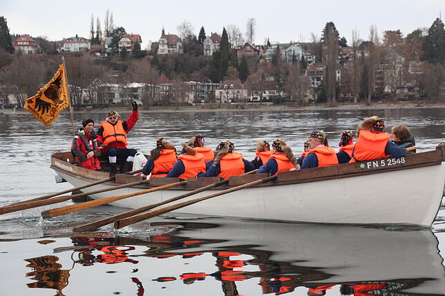 Fünfte Küchlinfahrt der Narrenzunft Überlingen von Überlingen auf die Insel Mainau.