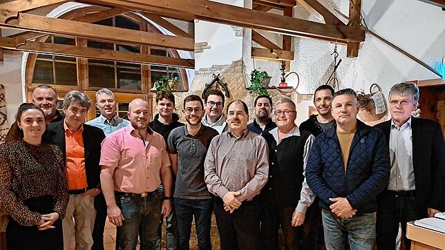 Im Gasthaus Lamm wählten die Mitglieder der Unabhängigen Wählervereinigung ihre 18 Kandidierenden für die Wahl des Gemeinderats.