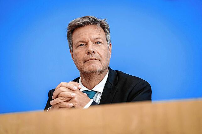 Robert Habeck (Bündnis 90/Die Grünen), Bundesminister für Wirtschaft und Klimaschutz, erntet im Südwesten viel Kritik für seine Pläne ...