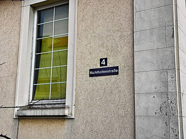 Die Adresse des Offizierskasino ist die Richthofenstraße 4, an der Kreuzung zur Kirnacher Straße gelegen.