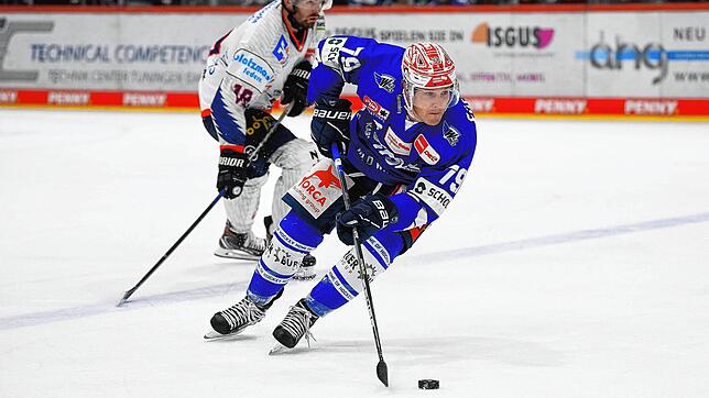 Erstmals muss in dieser Saison ein überzähliger Kontingentspieler der Wild Wings auf die Tribüne. Beim Spiel am Freitagabend in Berlin ...