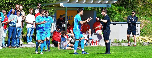 Bild 12: SV Buch spielt 1:1 im Oster-Derby gegen den FC RW Weilheim &ndash; und wir haben Bilder!
