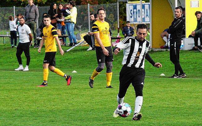 Bild 5: VfR Horheim-Schwerzen feiert gegen C.S.I. JR Laufenburg einen klaren 6:1-Erfolg &ndash; und wir haben die Bilder!