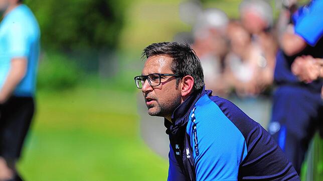 Alexander May, Trainer der SG Dettingen-Dingelsdorf, durfte nach zwei Niederlagen hintereinander wieder einen Sieg begutachten. Die SG ...