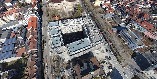 Der Laubenhof von oben: Eine von mehreren Baustellen in Konstanz, die für die Kontroverse um erschwinglichen Wohnraum steht.