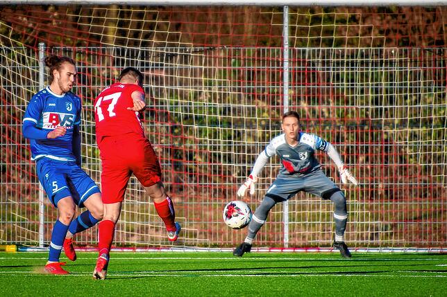 Bild 13: FC Erzingen siegt mit 4:1 beim FC Wallbach &ndash; und wir haben Bilder!
