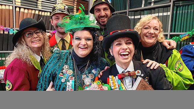 Biblisschieber aus Nesselwangen beim Redaktionssturm, von links: Sophia Schellinger, Bodo Tylla, Claudia Gloning, Marcel Jäger, Inge ...