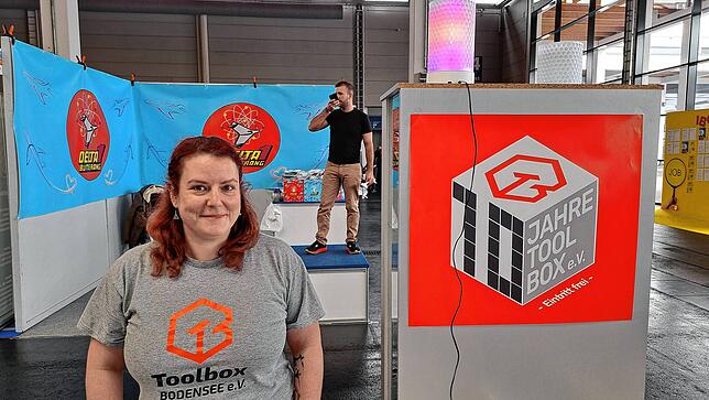 Maren Matthes am Stand von Toolbox Bodensee.