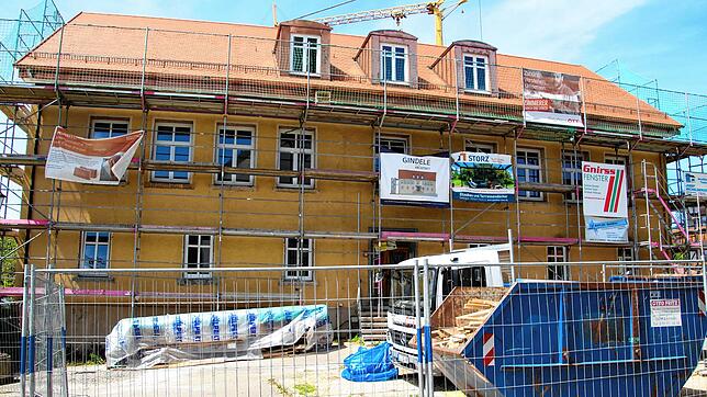 Bislang war die Backstube im ehemaligen Rathaus untergebracht. Das Gebäude wird derzeit zum &bdquo;Haus der Vereine&ldquo; umgebaut. ...