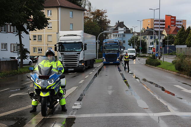 Bild 2: 5000 ZF-Mitarbeiter gehen aus Angst vor der Zukunft auf die Straße