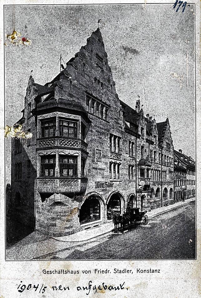 Das neue Verlagsgebäude von Friedrich Stadler ist das Motiv einer Postkarte um 1905.