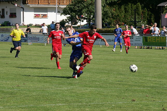 Bild 6: FC Geißlingen siegt im Klettgauderby gegen den FC Grießen mit 6:2 &ndash; wir haben die Bilder!