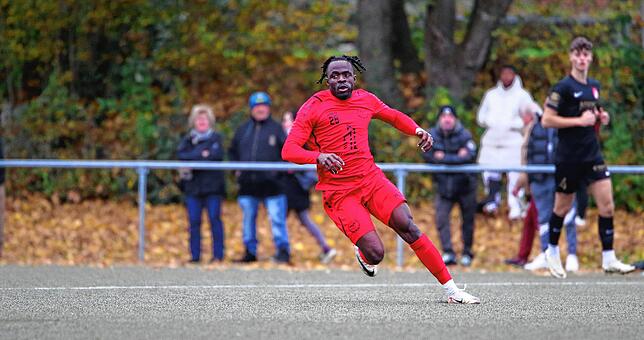 Bild 6: Unsere Bildergalerie des Verbandsliga-Duells zwischen dem ESV Südstern Singen und dem Offenburger FV