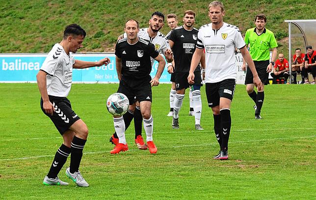 Bild 25: Bittere Niederlage für FSV Rheinfelden beim VfR Bad Bellingen &ndash; und wir haben Bilder!