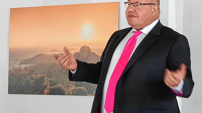 Peter Altmaier, der Mutmacher. In St. Georgen skizziert der Bundeswirtschaftsminister den Weg in eine blühende Zukunft.