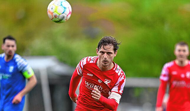 Bild 4: Spvgg. Wutöschingen unterliegt im Pokal mit 0:5 beim FC Hauingen – und wir haben Fotos!