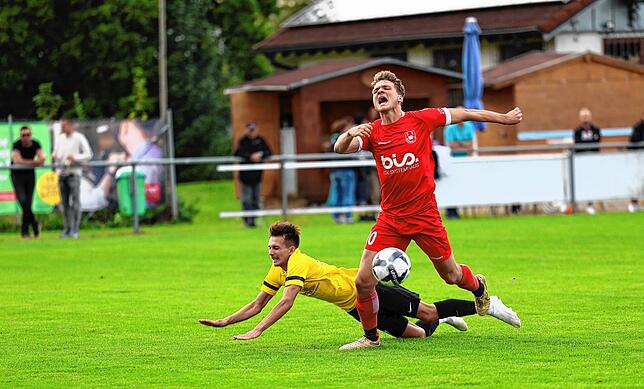 Bild 1: Die besten Bilder der Landesliga-Partie zwischen dem SV Geisingen und dem FC Öhningen-Gaienhofen