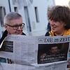 Martin Kasperzyk und Marina Müller helfen Flüchtlingen: Mit diesem Bild wurde auf suedkurier.de erstmals auf ihre Aktion hingewiesen, ...