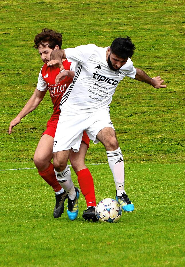Bild 10: Die besten Bilder vom Kellerderby zwischen dem SV Deggenhausertal und Türk. SV Konstanz