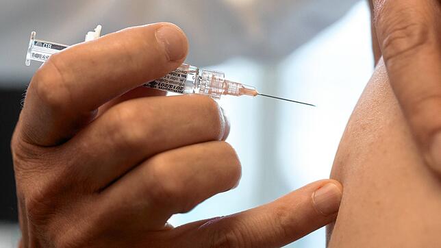 Um das Gesundheitssystem zu entlasten und um schwere Krankheitsverläufe zu minimieren, raten sowohl das Landratsamt, als auch das ...