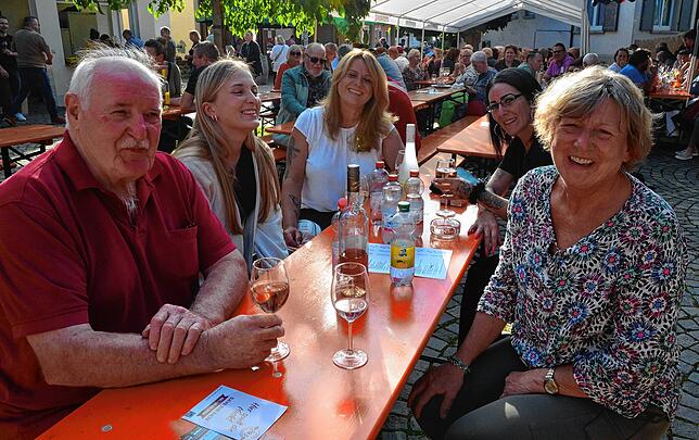 Bild 35: Feierabendhock beim Bermatinger Dorffest: Die schönsten Bilder