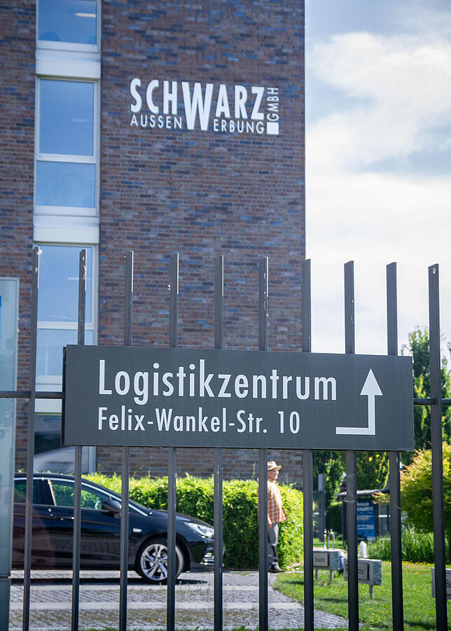 Bild 6: Gefälschte Wahl-Plakate: Steckt die rechtsextreme Identitäre Bewegung hinter der Täuschung vor den Wahlen im Mai?
