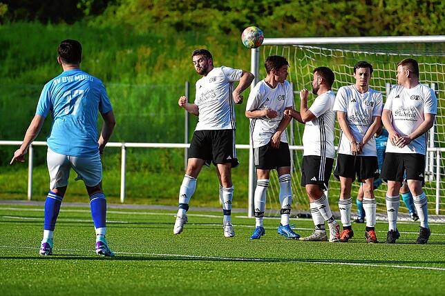 Bild 2: SV BW Murg II spielt 2:2 gegen den SC Niederhof/Binzgen – und wir haben Bilder!