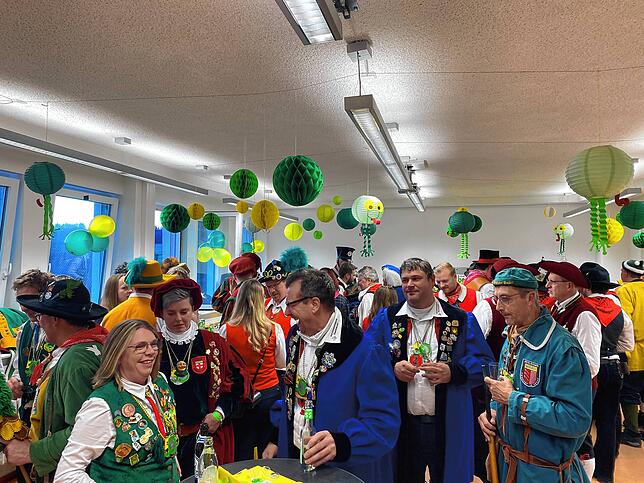 Dichtes Gedränge herrschte beim Zunftmeisterempfang im liebevoll dekorierte Gemeinschaftshaus.