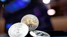 Zwei junge Männer wollten Bitcoin in Millionenhöhe von der Zürcher Kantonalbank erpressen. (Symbolbild)