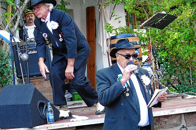 Bild 17: ACE feiern zu ihem 50. in ihrem Lustschloss auf der Hofwiese ein spektakuläres Geburtstagsfest