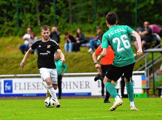 Bild 6: SV 08 Laufenburg siegt 4:1 gegen den FC Zell – und wir haben Bilder!