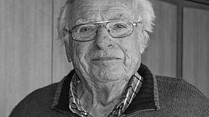 Der ehemalige Feuerwehrkommandant Egon Wagner, hier in einer Aufnahme aus dem Jahr 2019, ist gestorben.