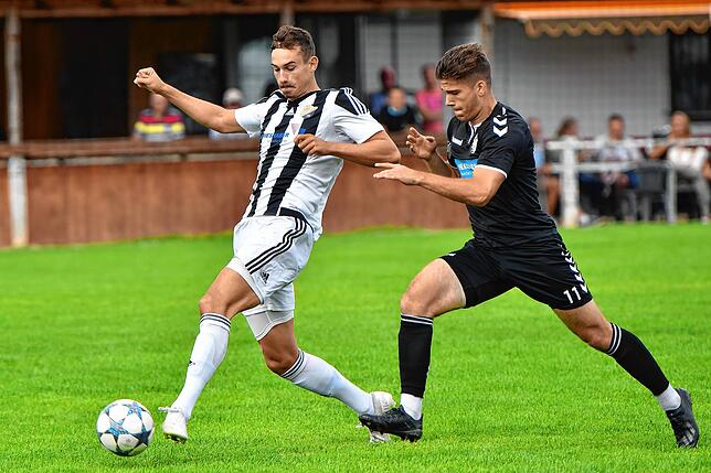 Bild 34: SV 08 Laufenburg startet mit Niederlage bei Titelfavorit VfR Hausen &ndash; und wir haben Bilder!
