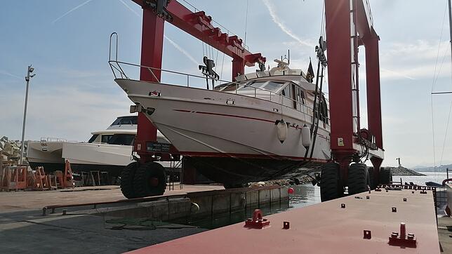 Ab September sollen Menschen mit dem Motorschiff Sarah aus dem Mittelmeer gerettet werden. Unser Bild zeigt eine Szene im Hafen von ...