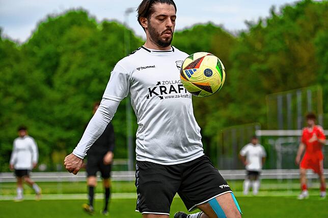 Bild 11: FV Lörrach-Brombach II besiegt den FV Tumringen im Derby mit 4:0 – und wir haben Fotos!