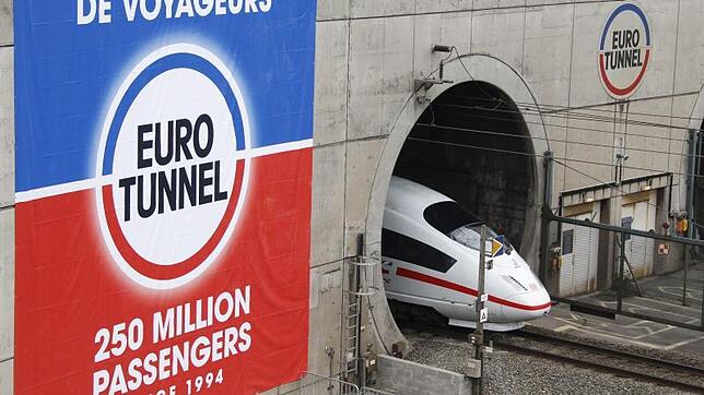 Der Eurotunnel gehört zu den längsten Unterwassertunnel der Welt.