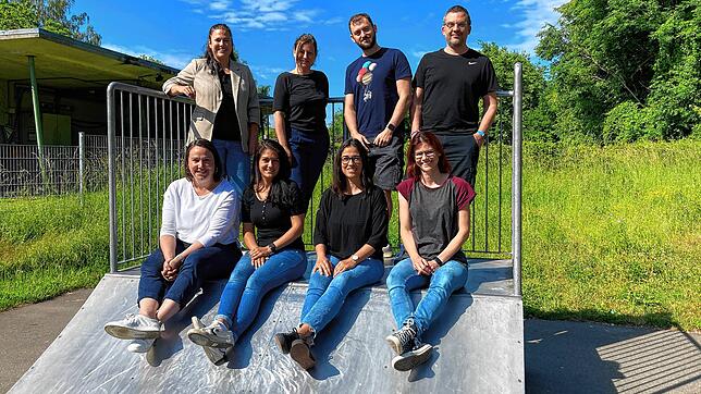 Das aktuelle Kinder- und Jugendförderteam in Rielasingen-Worblingen setzt sich für die Kinder und Jugendlichen in der Gemeinde ein. ...