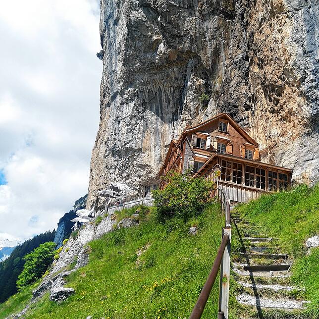 Das Berggasthaus Aescher im Alpstein.