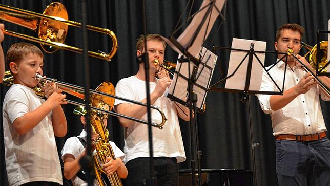 Anlässlich des Sommerkonzerts der Musikschule vor den großen Ferien sind im vergangenen Jahr die Ensembles aufgetreten. Der nächste ...