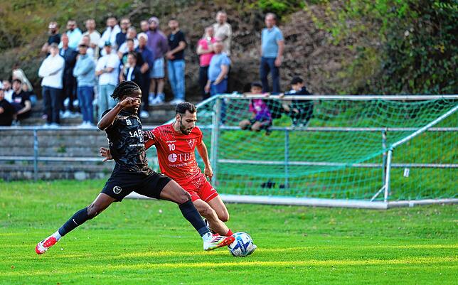 Bild 30: Bennet Ukaj lässt die Südsterne im Derby jubeln! Hier gibt es unsere große Bildergalerie!