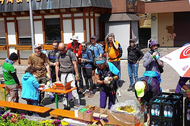 Bild 22: 180 Teilnehmer beim 42-Kilometer-Wandermarathon: Das sind die Bilder