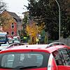 Zu Stoßzeiten, in der Hochsaison und während B31-Bauarbeiten wälzt sich der Verkehr Blech an Blech durch die Markdorfer ...