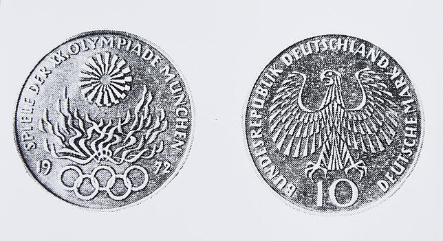 Münzen wie diese verschwanden damals aus der Wohnung der Familie des Mordopfers. Sie zeigen Motive der Olympiade von 1972 in München.