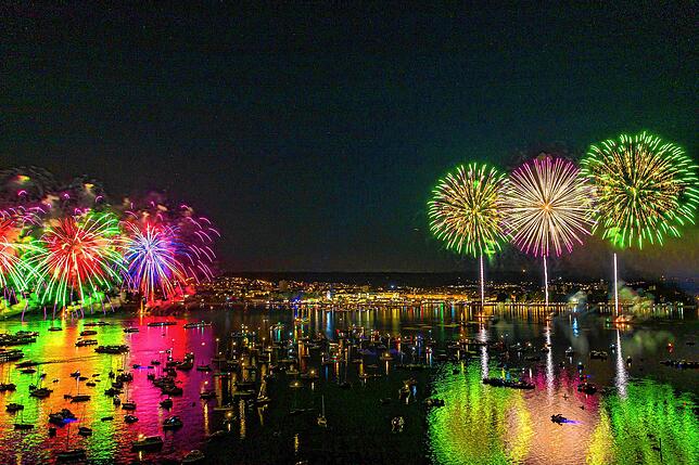 Wie schön: Mal wieder Feuerwerk über Konstanz und Kreuzlingen